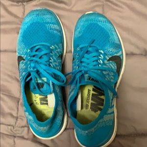 Nike FlyKnit!  Size 7
